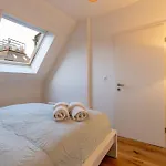 Vertical Modern 3 Bedroom Near Station Apartment Zurich