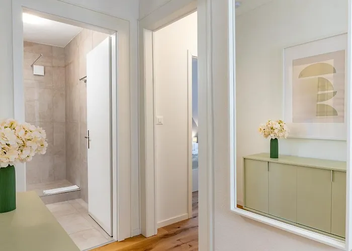 Vertical Modern 3 Bedroom Near Station Appartement Zurich