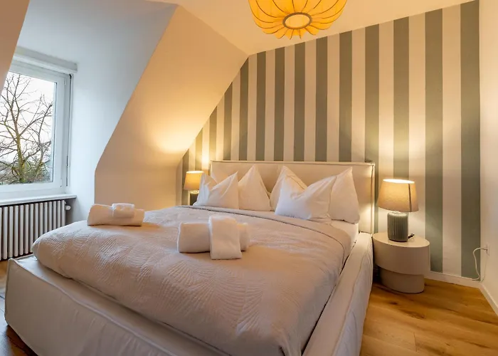 Vertical Modern 3 Bedroom Near Station Appartement *