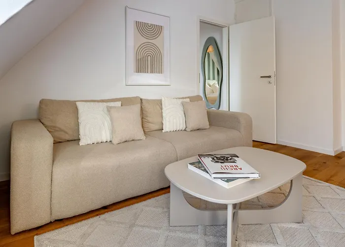 Vertical Modern 3 Bedroom Near Station チューリッヒ