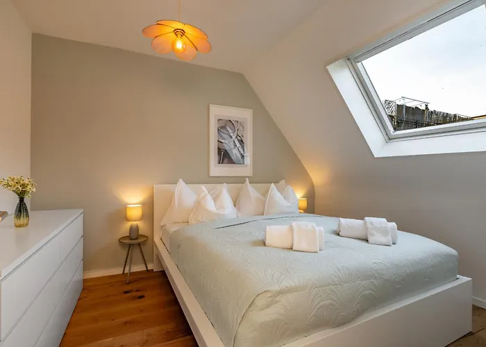 Lejlighed Vertical Modern 3 Bedroom Near Station Zürich