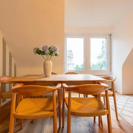 Lägenhet Vertical Modern 3 Bedroom Near Station