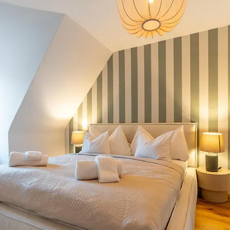 Vertical Modern 3 Bedroom Near Station Zürich